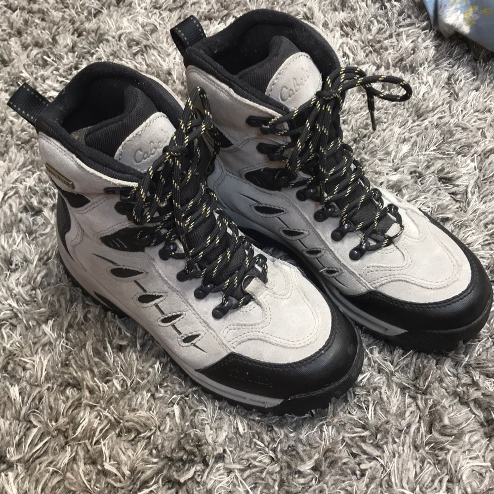 Cabela’s snow/trail boots